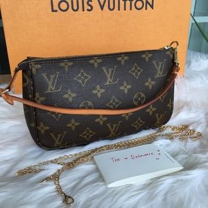 🛑SOLD🛑Louis Vuitton Pochette Accessories